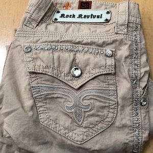Rock Revival Capris size 28
